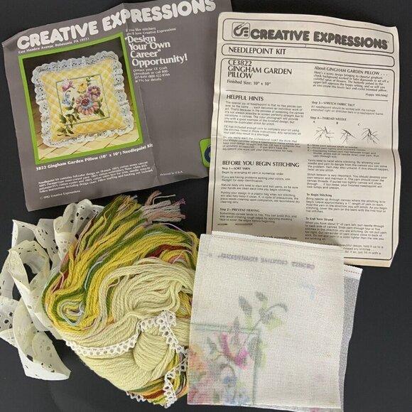 Creative Expressions Gingham Garden Pillow Needlepoint Kit 3822 Vtg 1982 - Picture 3 of 6